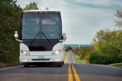 5 Questions to Ask Your Charter Bus Operator